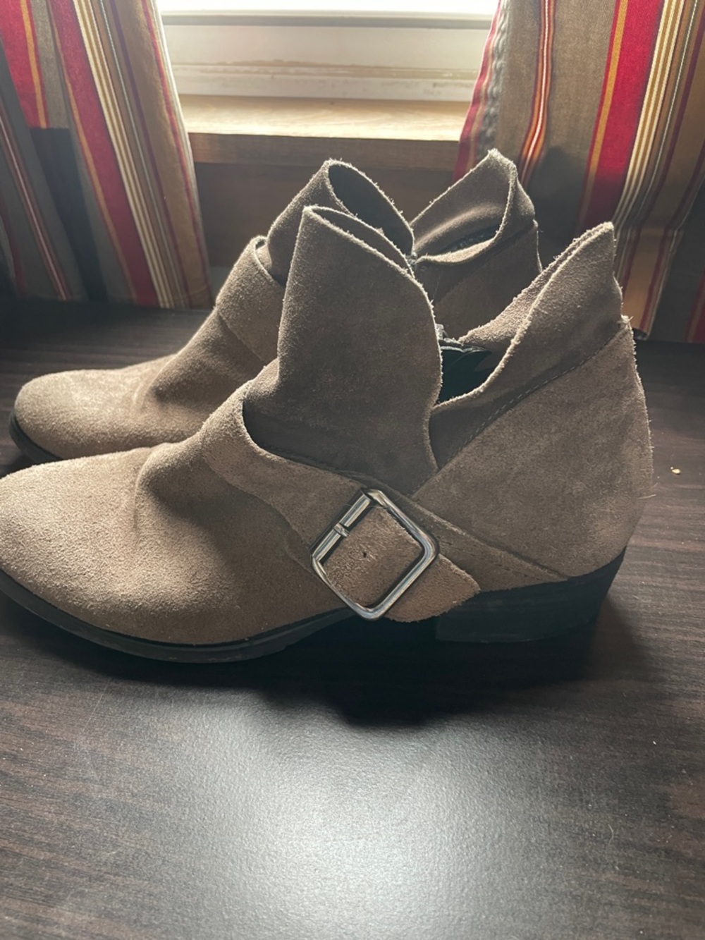 Franco Sarto Gray Suede Ankle Boots - Strap & Side Zip size 8.5 - Picture 3 of 11